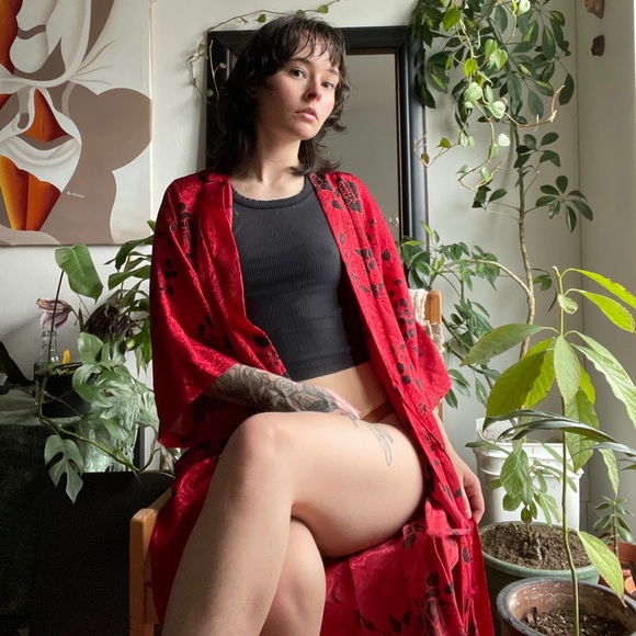 Vintage Other - Gorgeous Silky Robe